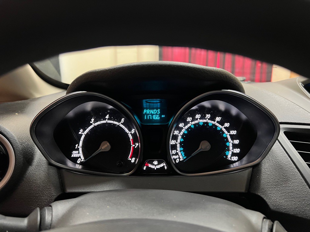 2017 Ford Fiesta Image 28