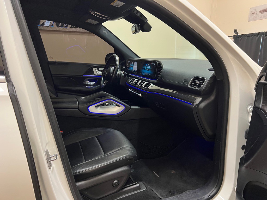 2020 Mercedes-Benz GLS-Class Image 32