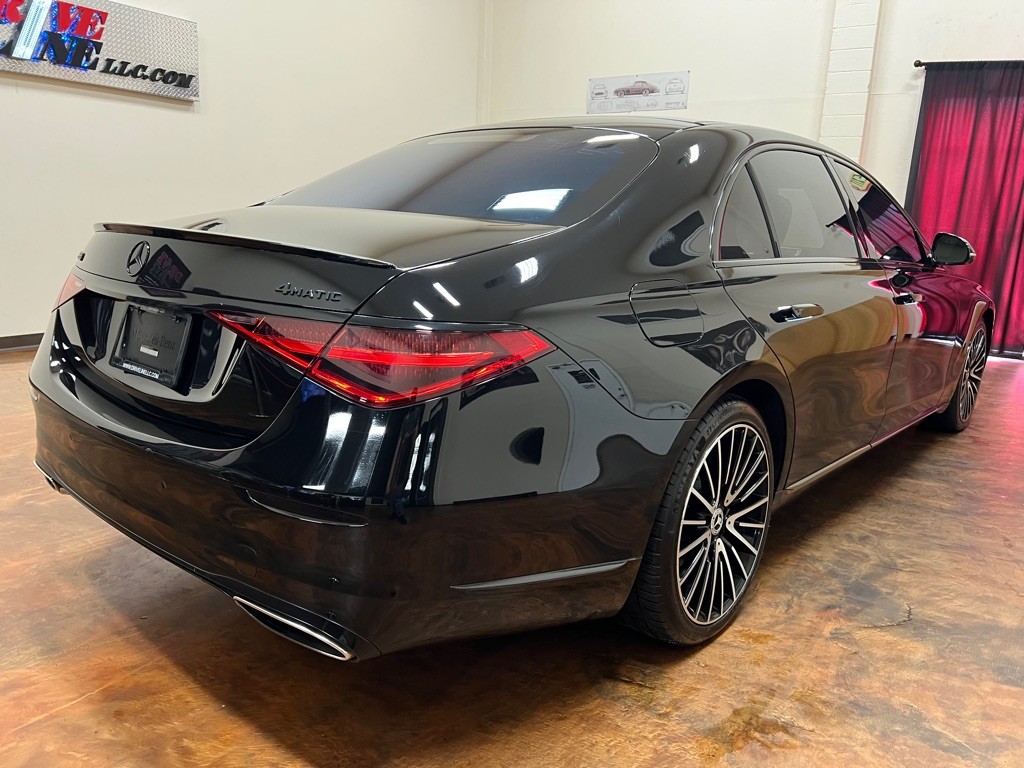 2022 Mercedes-Benz S-Class Image 9