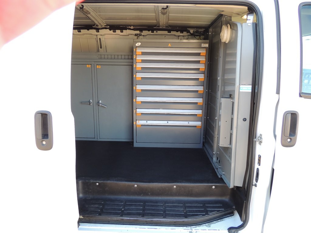 2018 Chevrolet Express Image 13