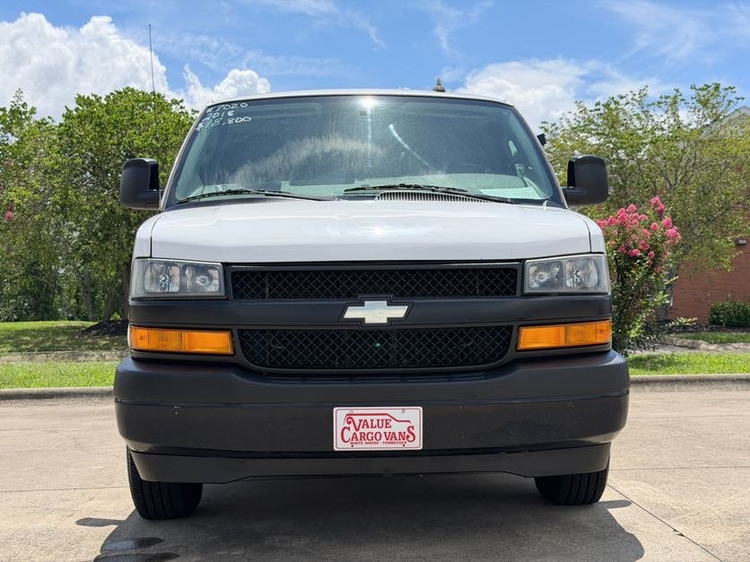 2018 Chevrolet Express Image 23