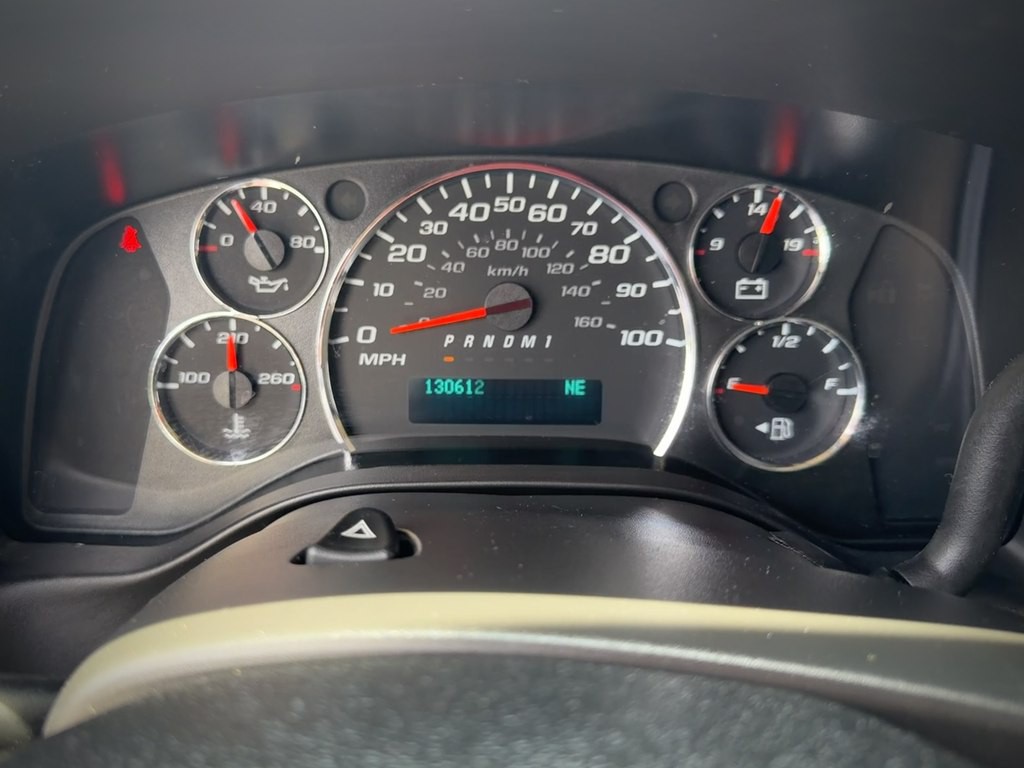 2019 Chevrolet Express Image 34