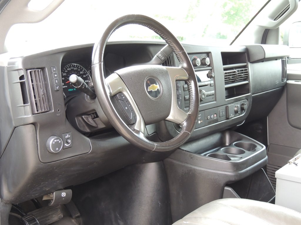 2019 Chevrolet Express Image 20