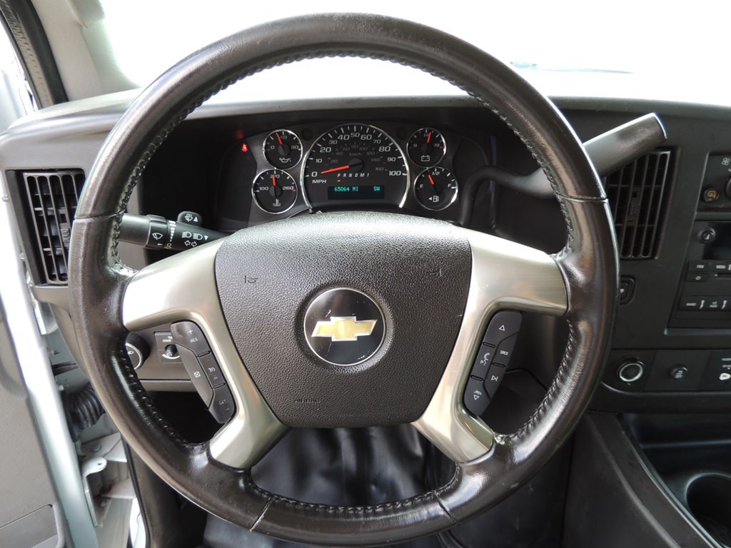 2019 Chevrolet Express Image 21