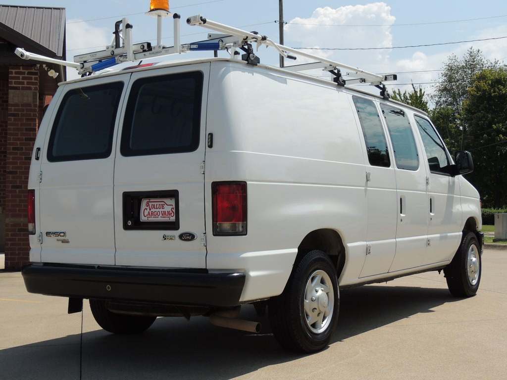 2014 Ford Econoline Image 4