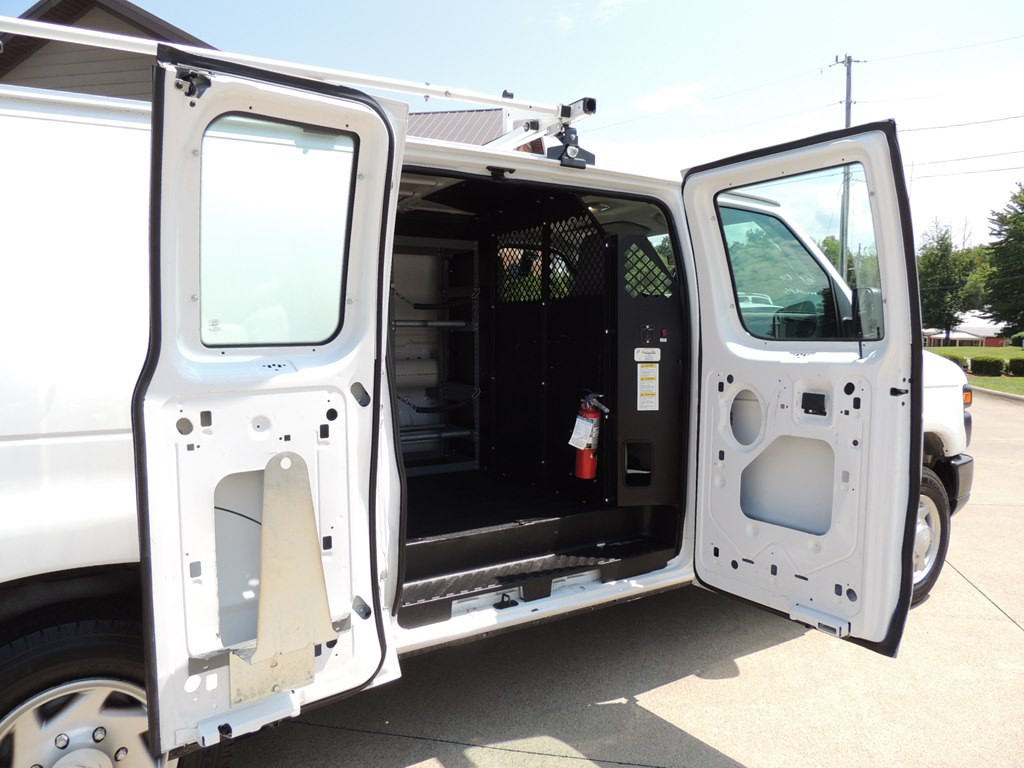 2014 Ford Econoline Image 13
