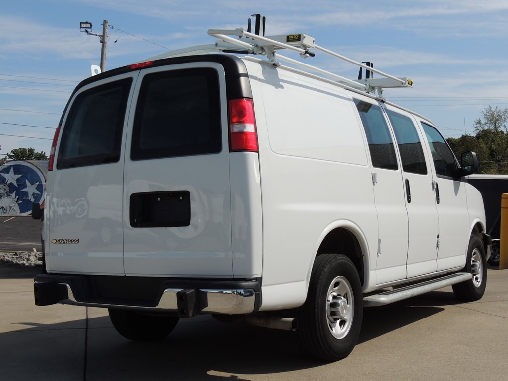 2024 Chevrolet Express Image 4