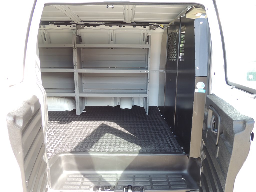 2024 Chevrolet Express Image 9