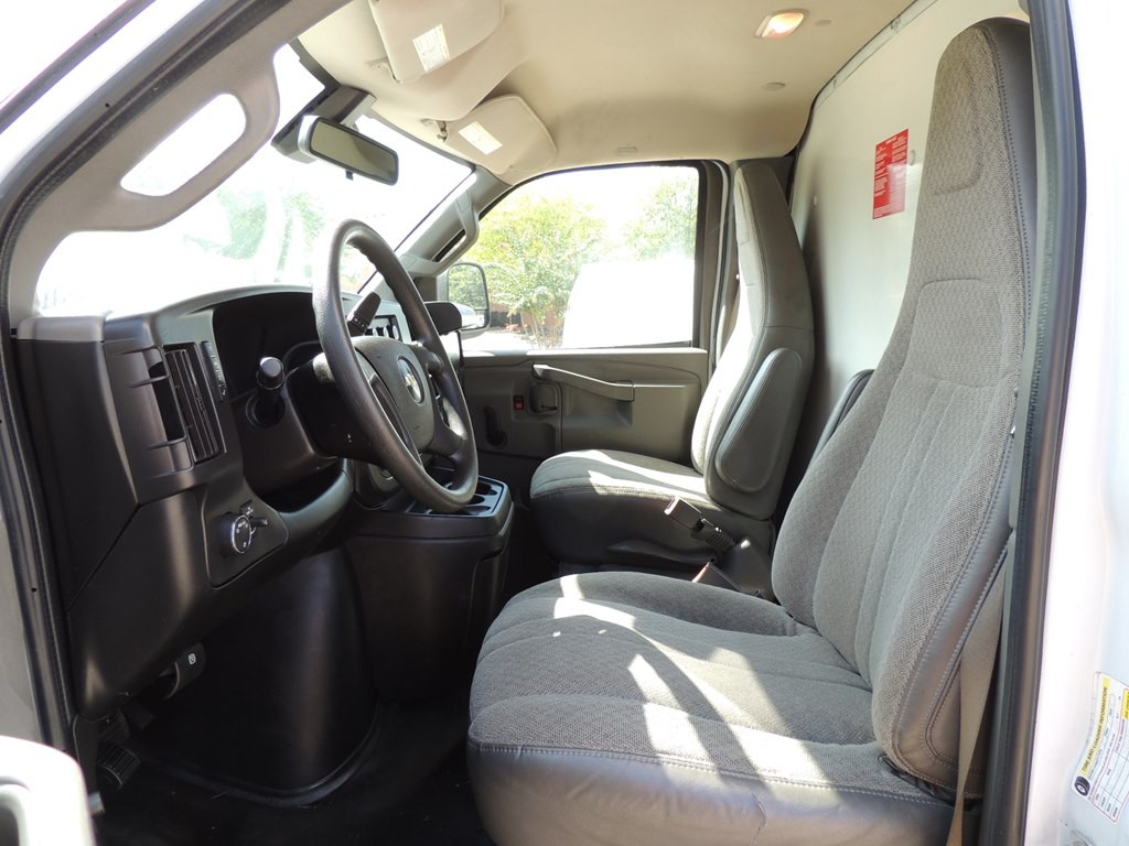 2019 Chevrolet Express Image 10