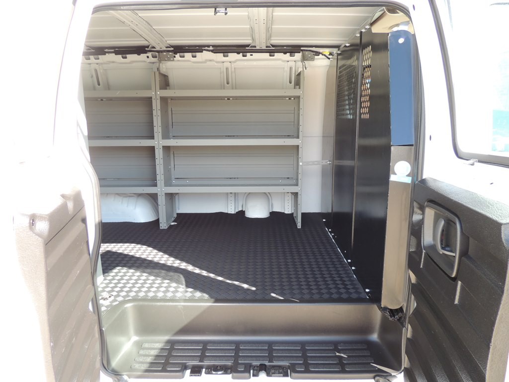 2024 Chevrolet Express Image 9