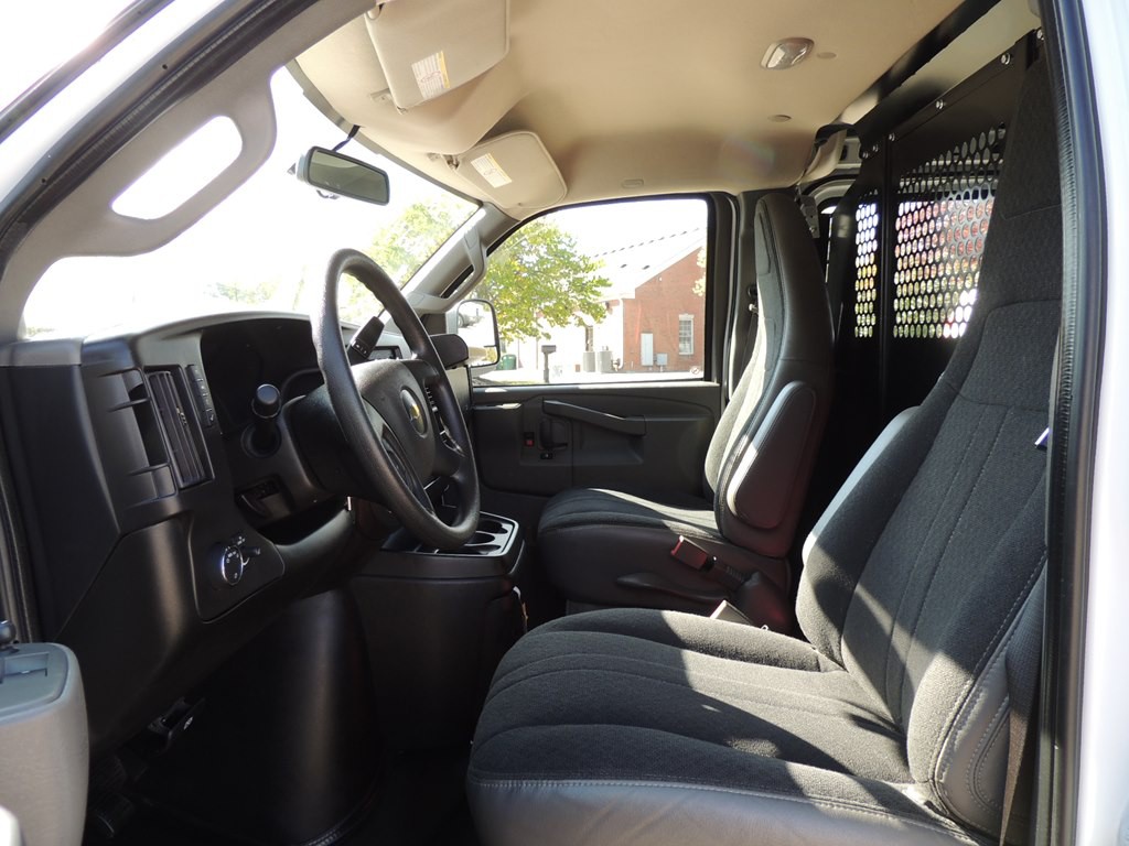 2024 Chevrolet Express Image 16