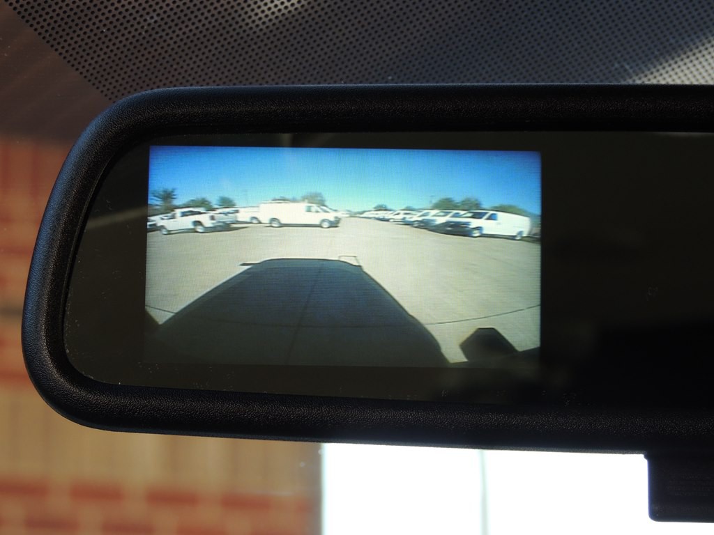 2024 Chevrolet Express Image 21