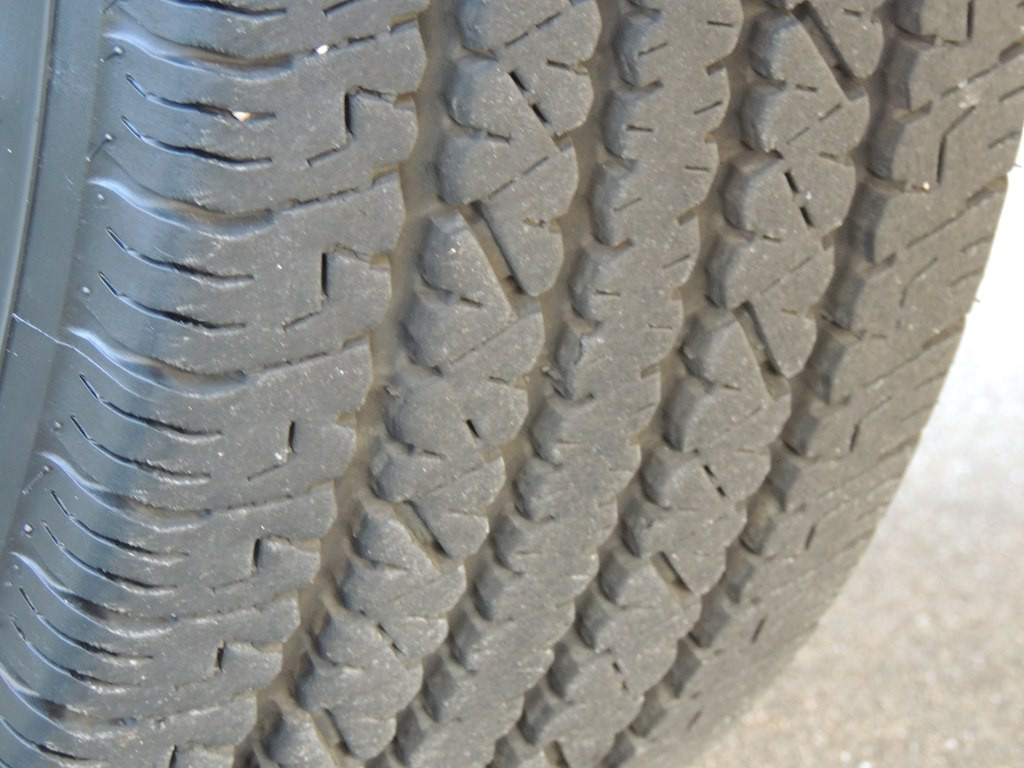 2024 Chevrolet Express Image 26