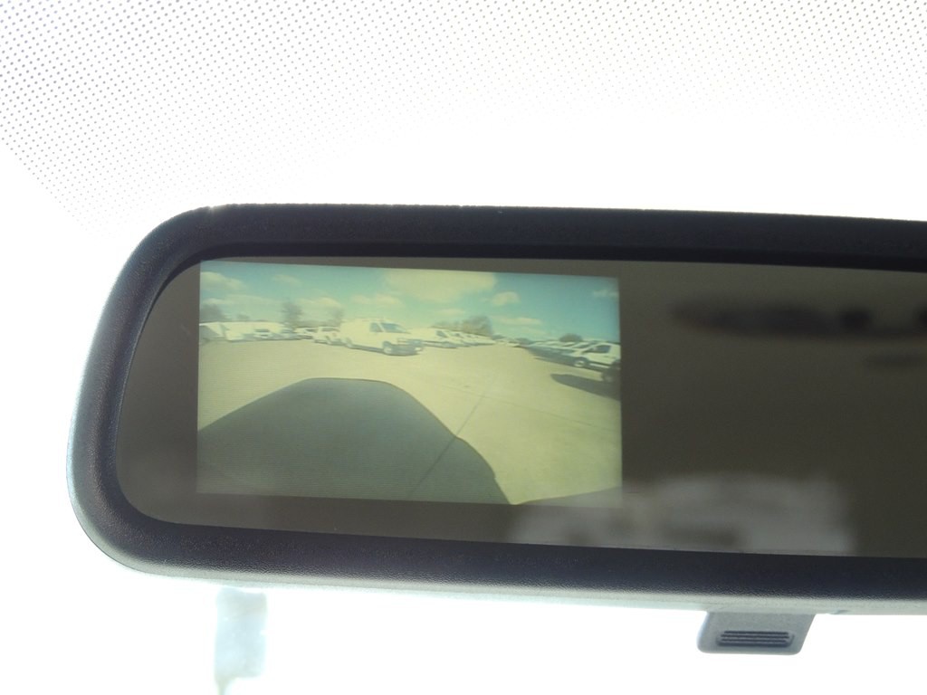 2017 Chevrolet Express Image 18