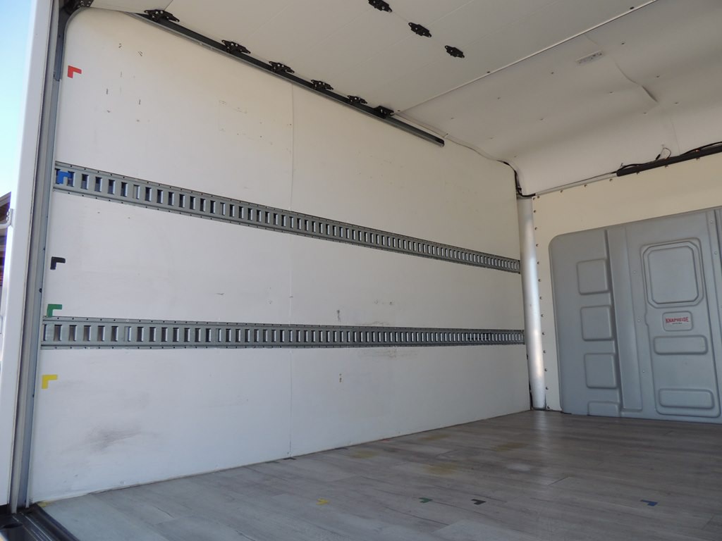 2023 Ford Econoline Image 7