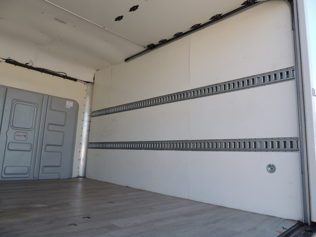 2023 Ford Econoline Image 8