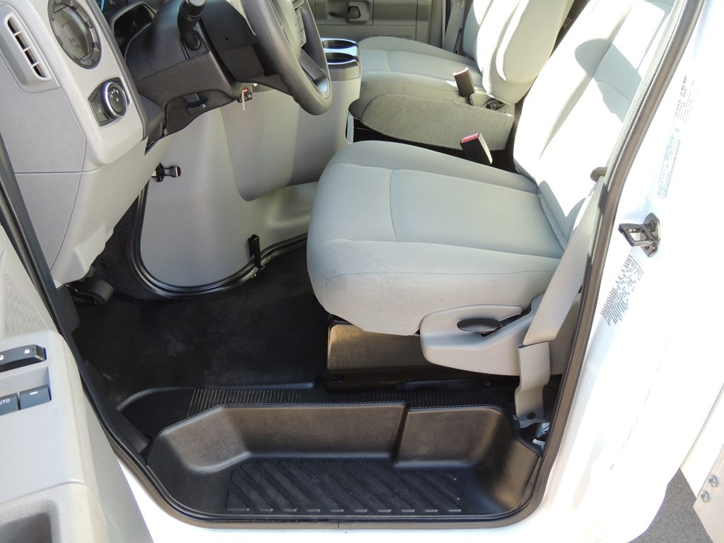 2023 Ford Econoline Image 15