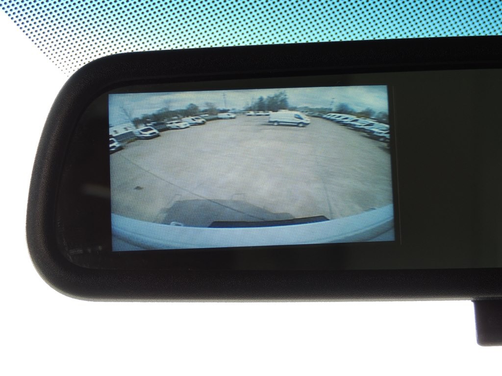 2023 GMC Savana Image 22