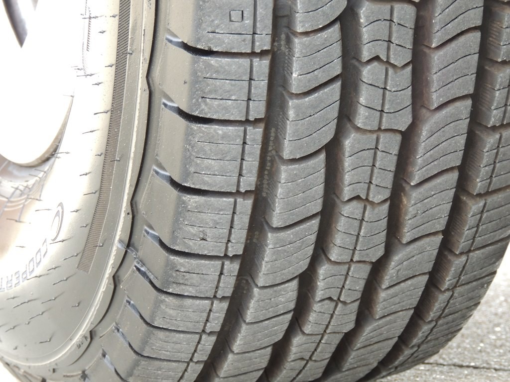 2023 GMC Savana Image 25