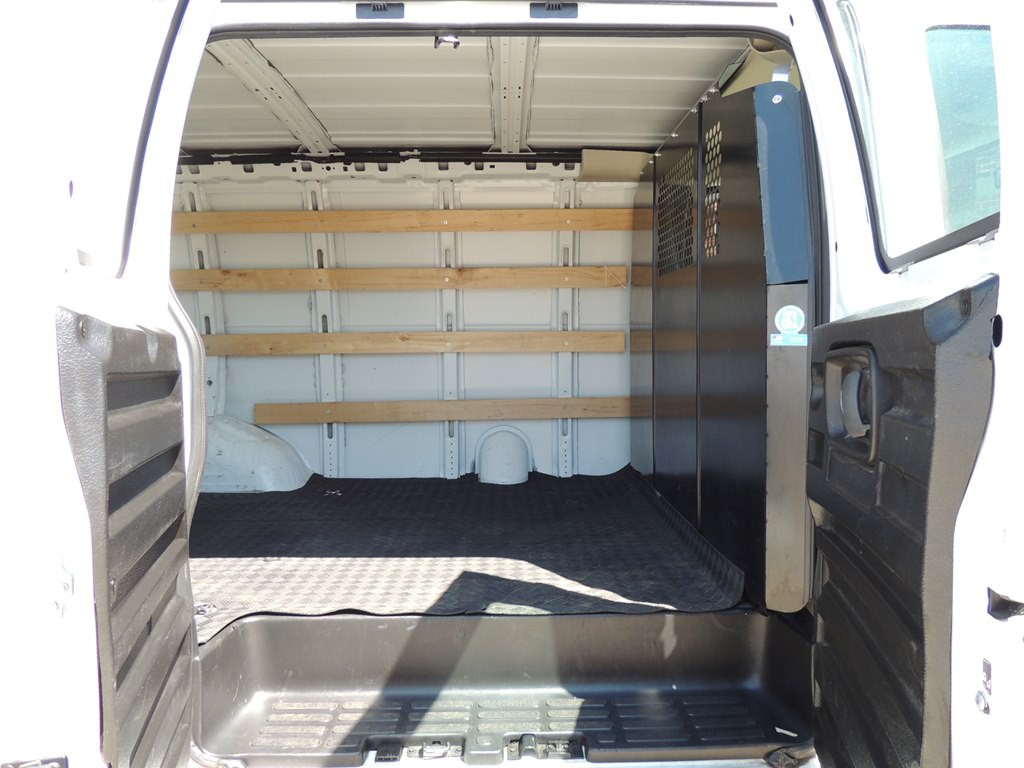 2024 Chevrolet Express Image 7