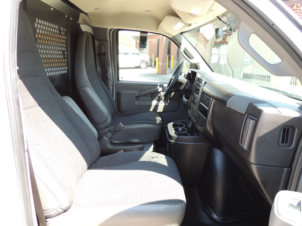 2024 Chevrolet Express Image 10