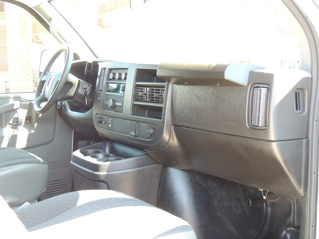 2024 Chevrolet Express Image 11