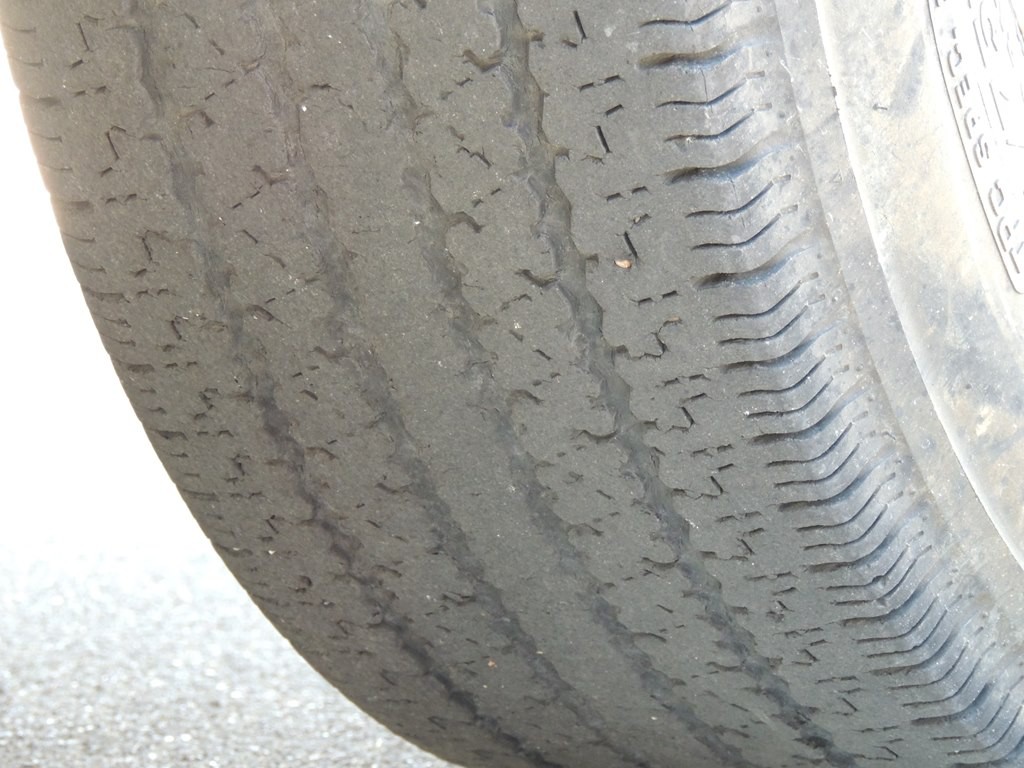 2024 Chevrolet Express Image 21