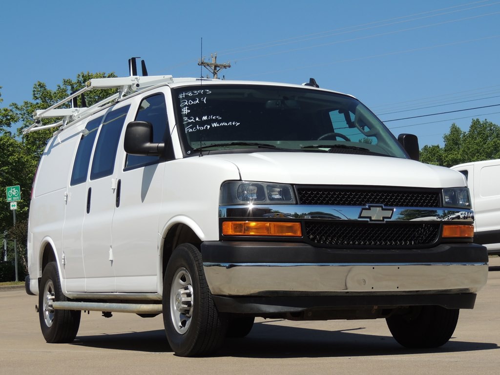 2024 Chevrolet Express Image 1