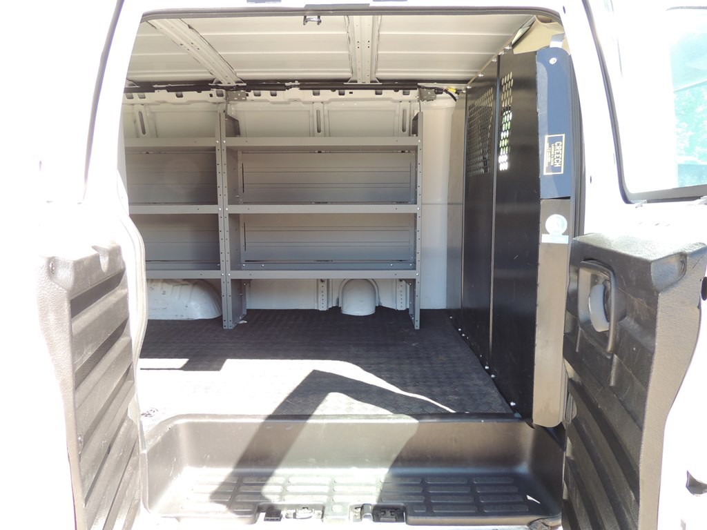 2024 Chevrolet Express Image 9
