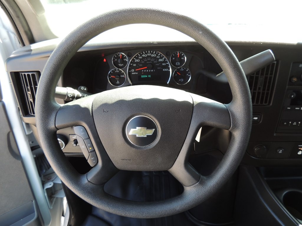 2024 Chevrolet Express Image 19