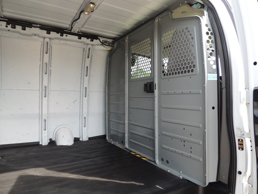 2018 Chevrolet Express Image 8