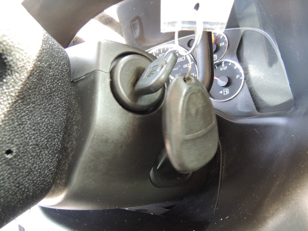 2018 Chevrolet Express Image 17