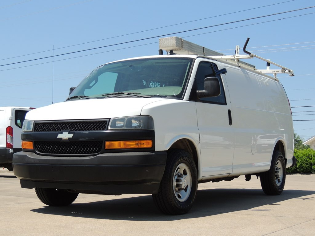 2019 Chevrolet Express Image 2