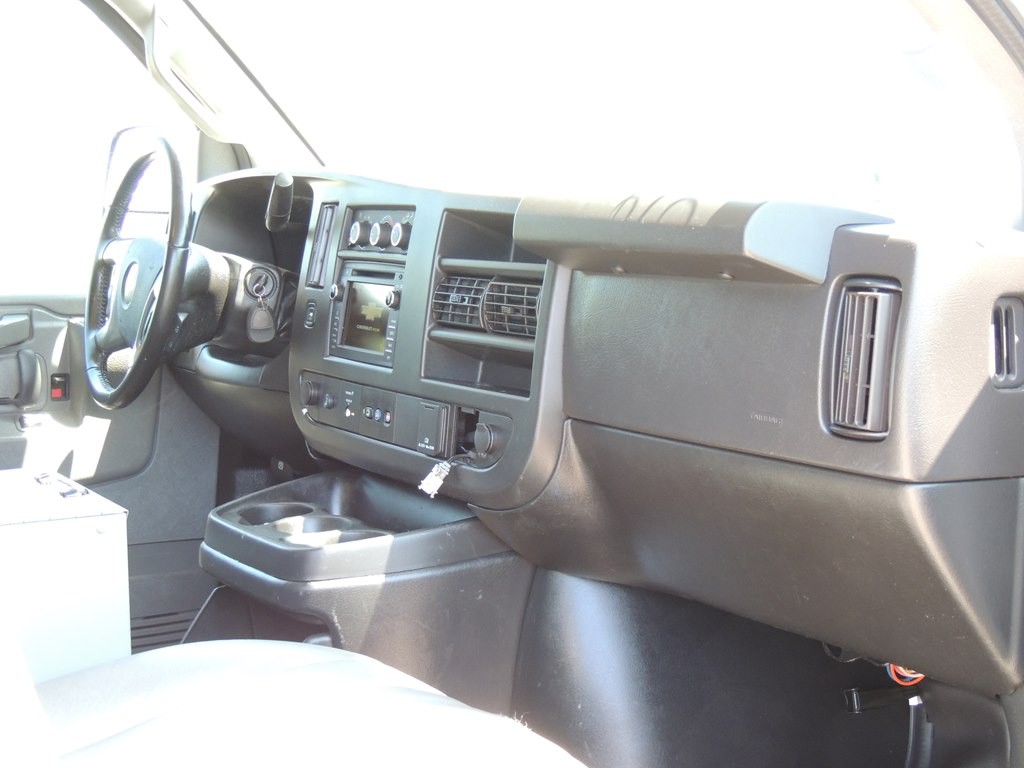 2019 Chevrolet Express Image 15