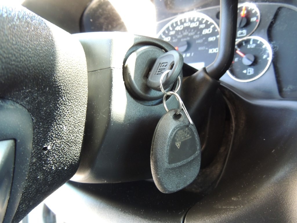 2019 Chevrolet Express Image 20