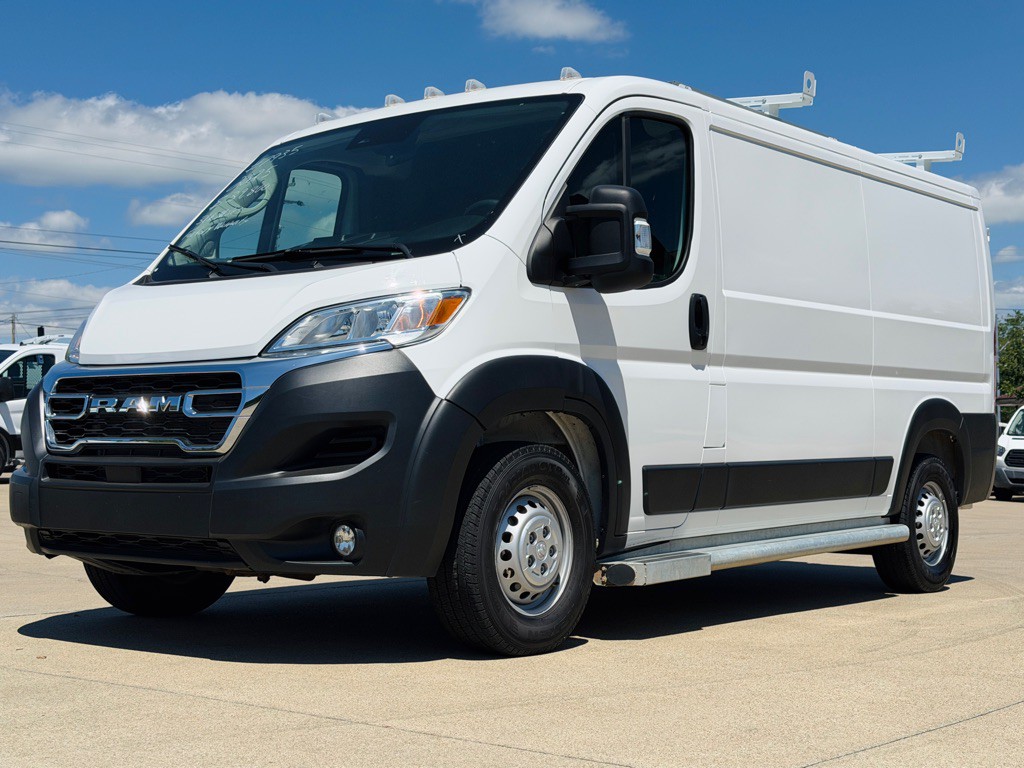 2025 RAM Promaster Image 2