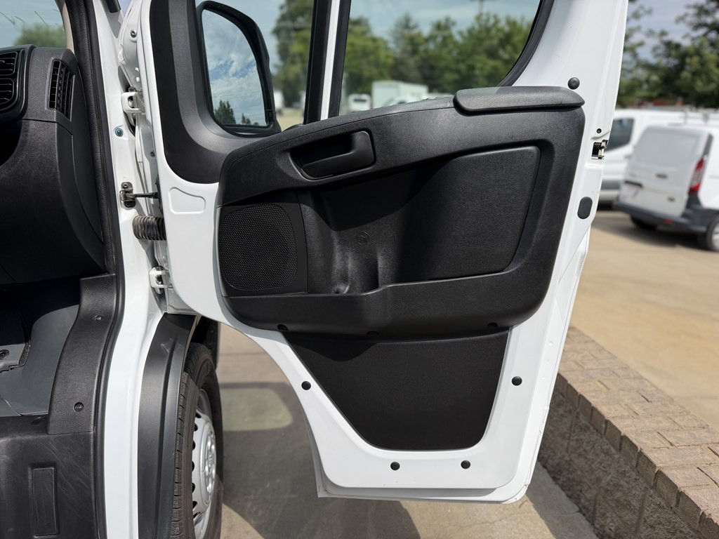 2025 RAM Promaster Image 20