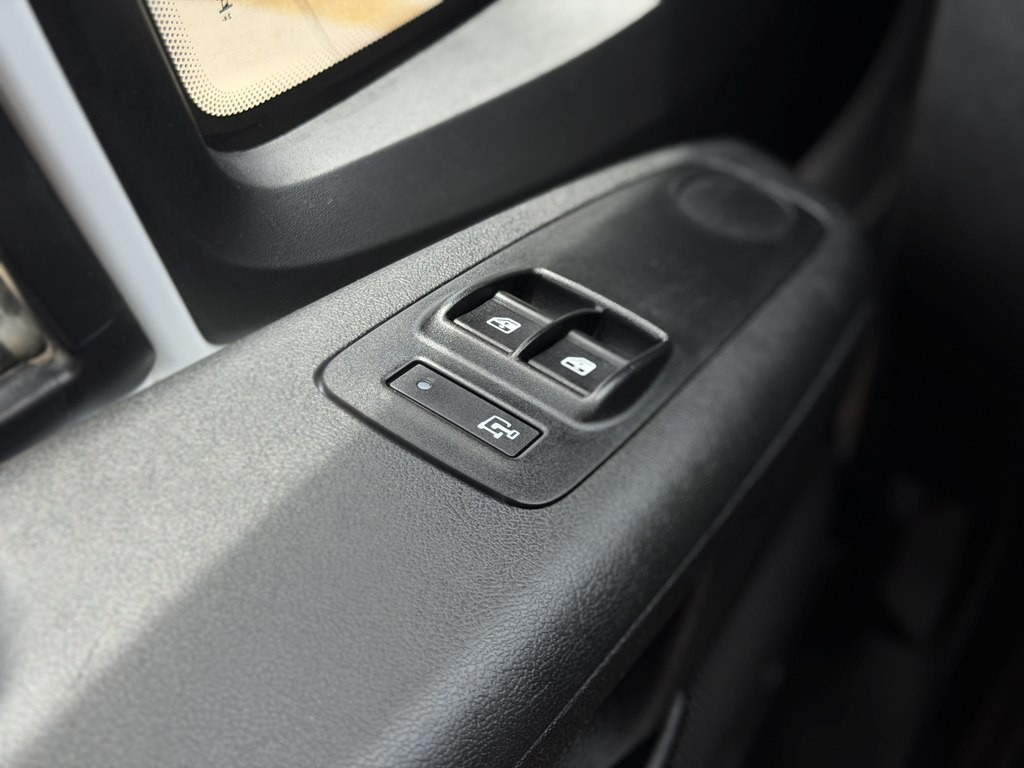 2025 RAM Promaster Image 34