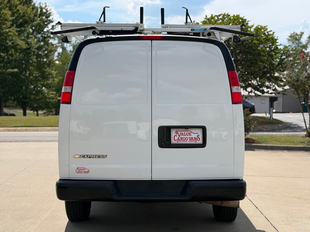 2023 Chevrolet Express Image 6