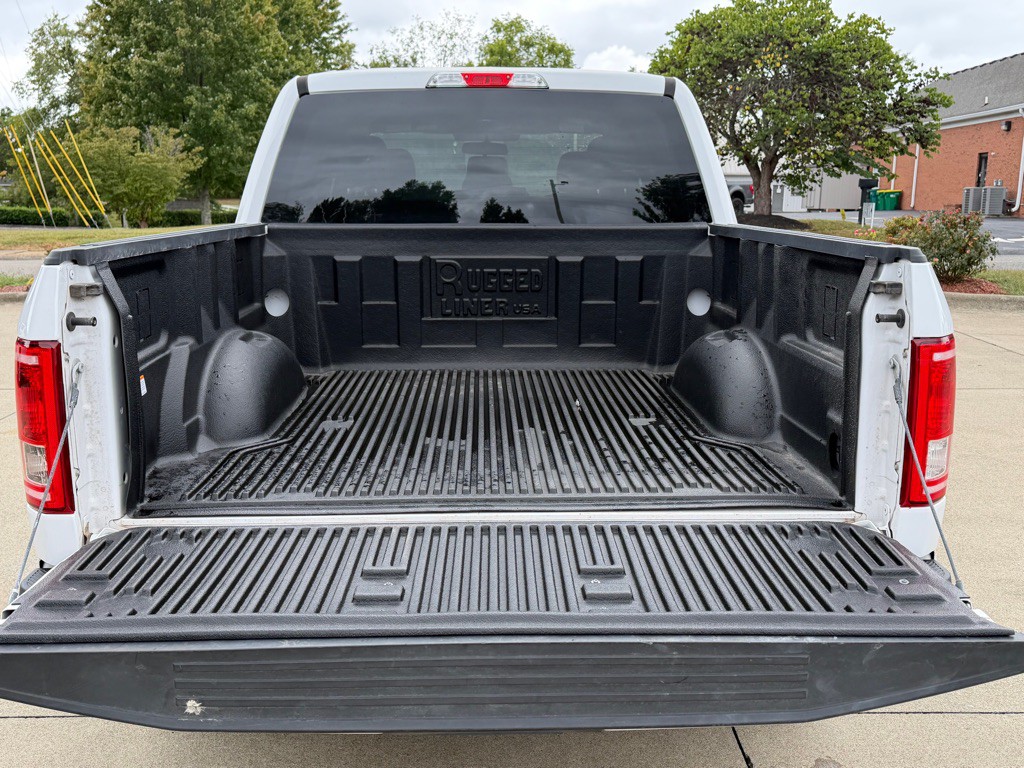 2017 Ford F-150 Image 6