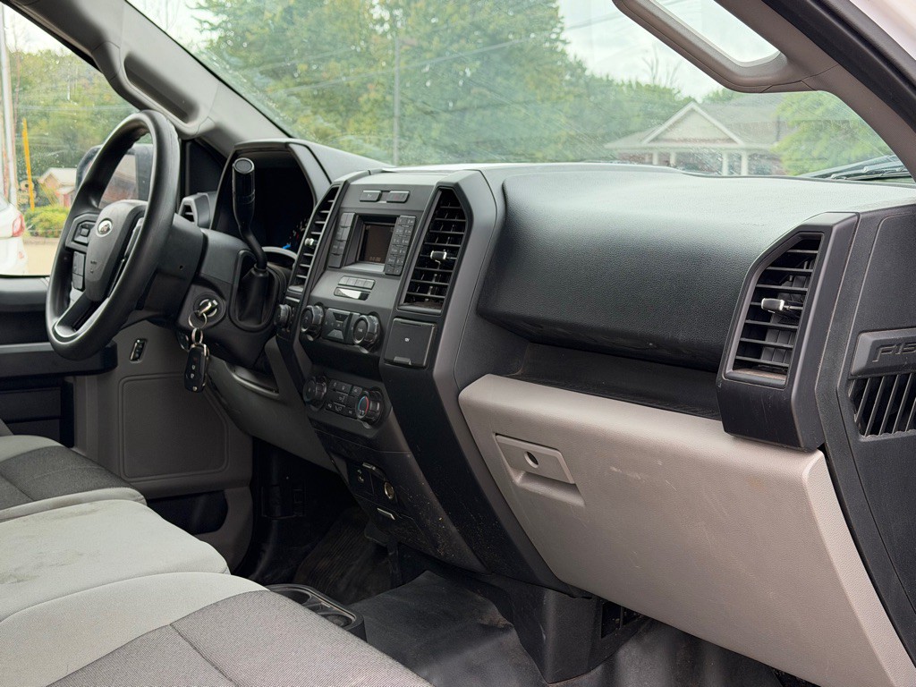 2017 Ford F-150 Image 9