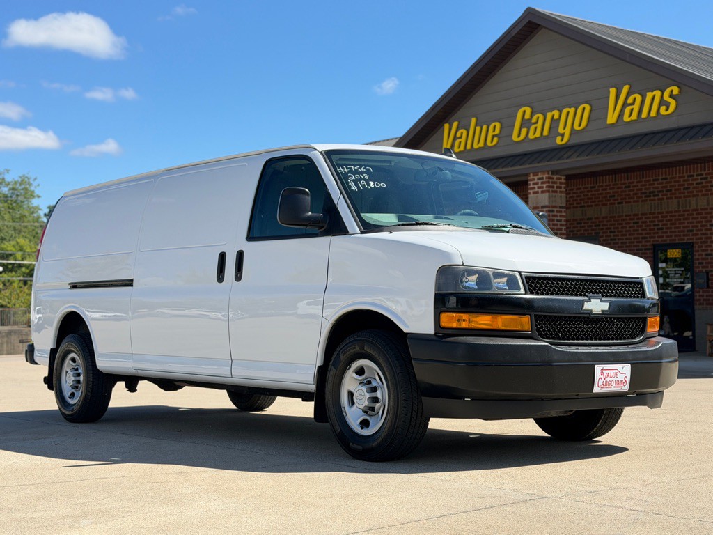 2018 Chevrolet Express Image 1