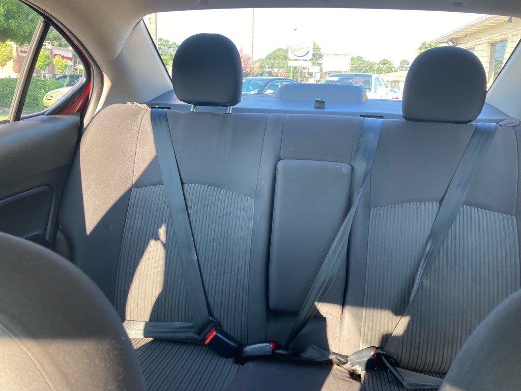 2019 Mitsubishi Mirage Image 24