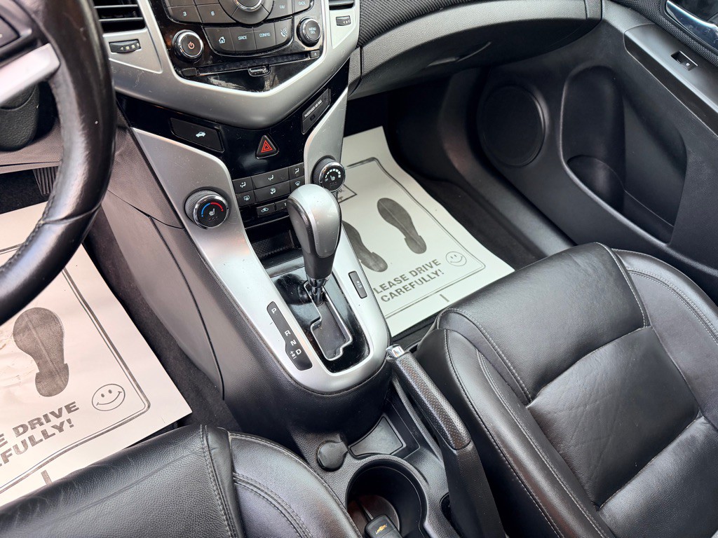 2015 Chevrolet Cruze Image 20