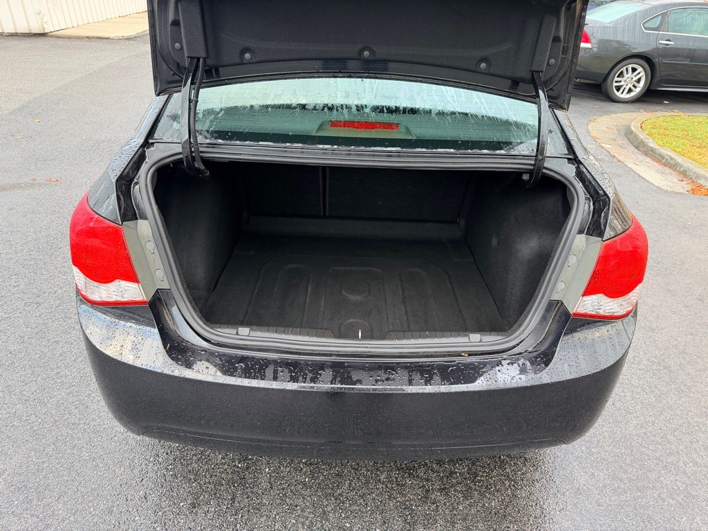 2015 Chevrolet Cruze Image 28