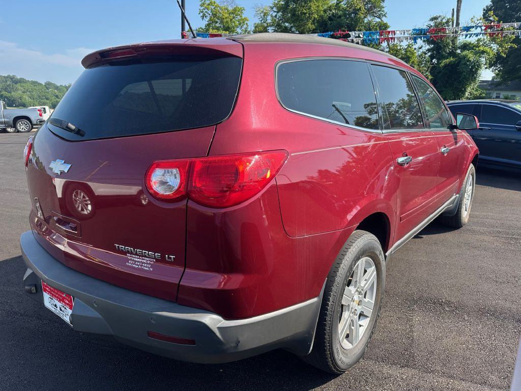 2011 Chevrolet Traverse Image 4