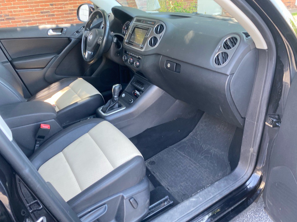 2017 Volkswagen Tiguan Image 24
