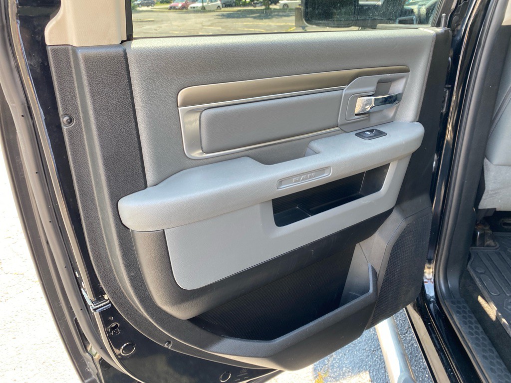 2014 RAM 1500 Image 22