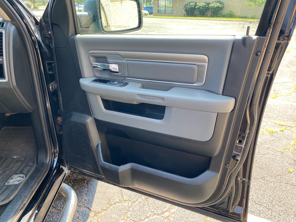 2014 RAM 1500 Image 29