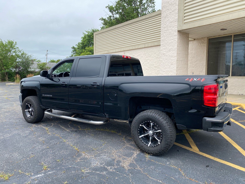 2018 Chevrolet Silverado 1500 Image 3